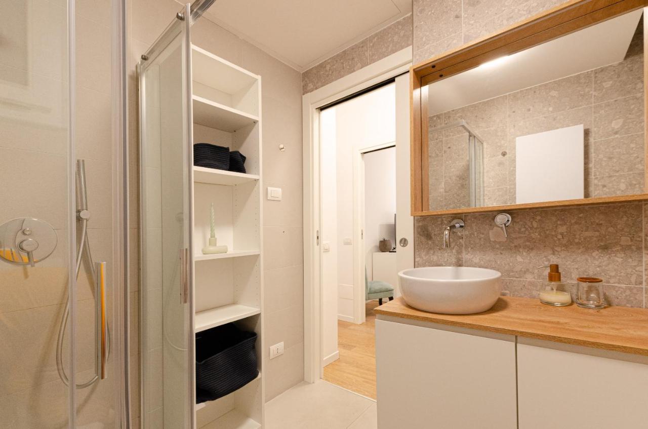 Design Apartment - Porta Romana - Duomo Milan Bagian luar foto